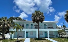 Hidden Coastal Retreat 3